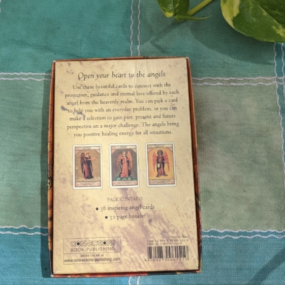 “The Angel Oracle Deck" - Picture 2 of 4